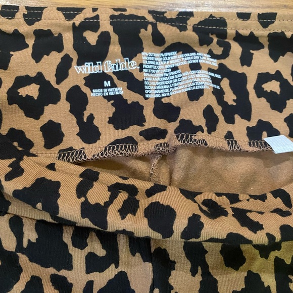 Wild Fable Animal Print shorts - size M - NWT - Picture 5 of 6